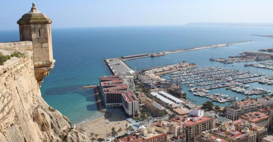 Flamenco, Apartamento Exclusivo De Dos Habitaciones En El Pleno Del Casco Antiguo, Alicante, Playa, Centro Historico, Rambla Luaran gambar